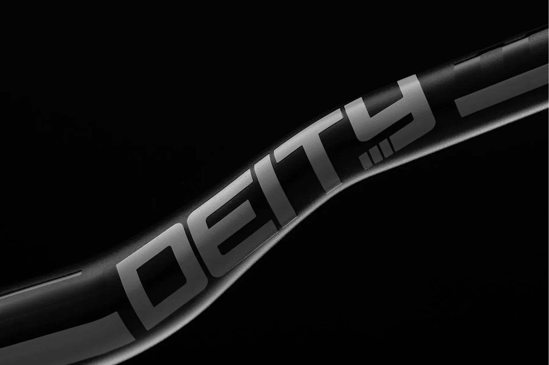 MANUBRIO DEITY BLACKLABEL 31.8 x 38MM STEALTH - Imagen 2